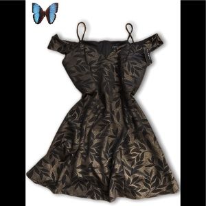 🔥En Focus Women🔥 NWT SZ 20W Black / Gold Dress